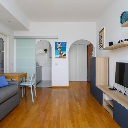 Inganni Charme Apartment Milan Luaran gambar